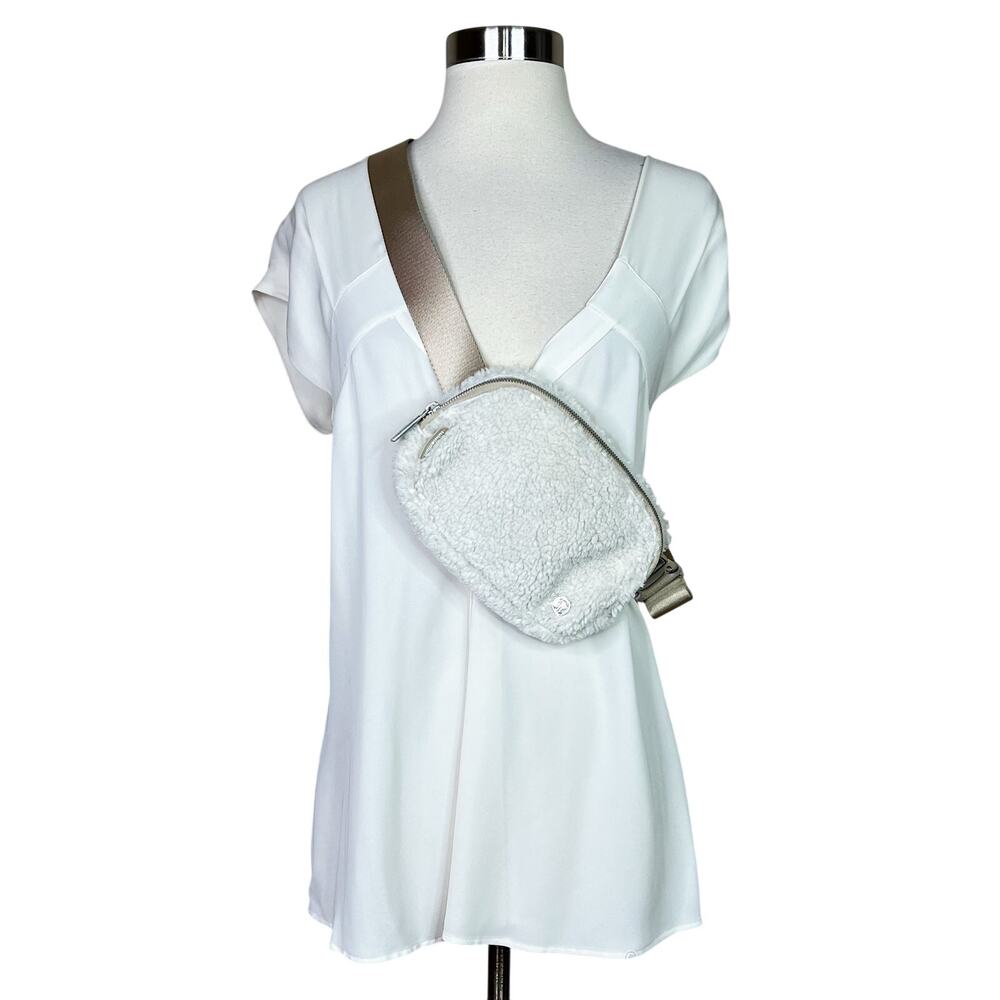 NEW Lululemon | Everywhere Belt Bag Fleece Cream White Sherpa Crossbody Belt Bag